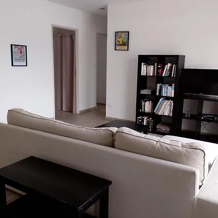 Kwatera prywatna Avec Salle De Bain Et Wc Prives *